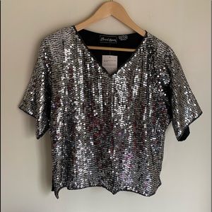 NWT Vintage Jewel King Silk Sequined V-neck top